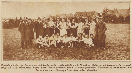 873748 Groepsportret van de Limburgse voetbalelftallen 'Noord' en 'Zuid', met het bestuur van de Vereeniging Limburgia ...